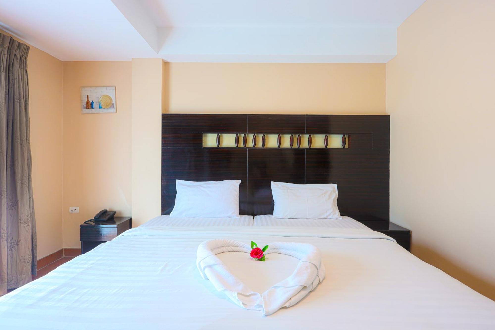 Land Royal Residence Pattaya Exterior photo