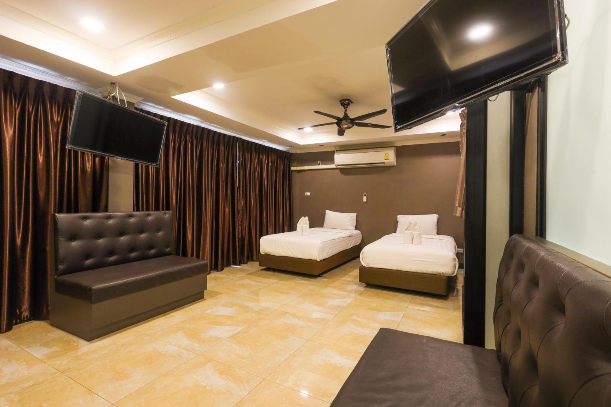 Land Royal Residence Pattaya Exterior photo