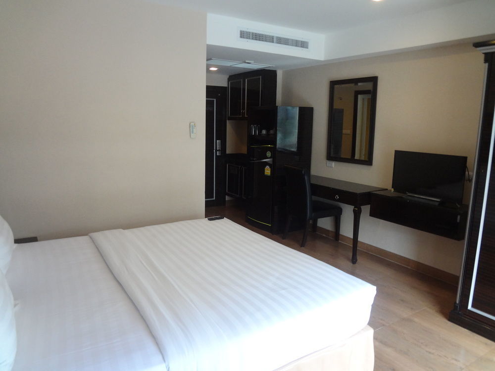Land Royal Residence Pattaya Exterior photo